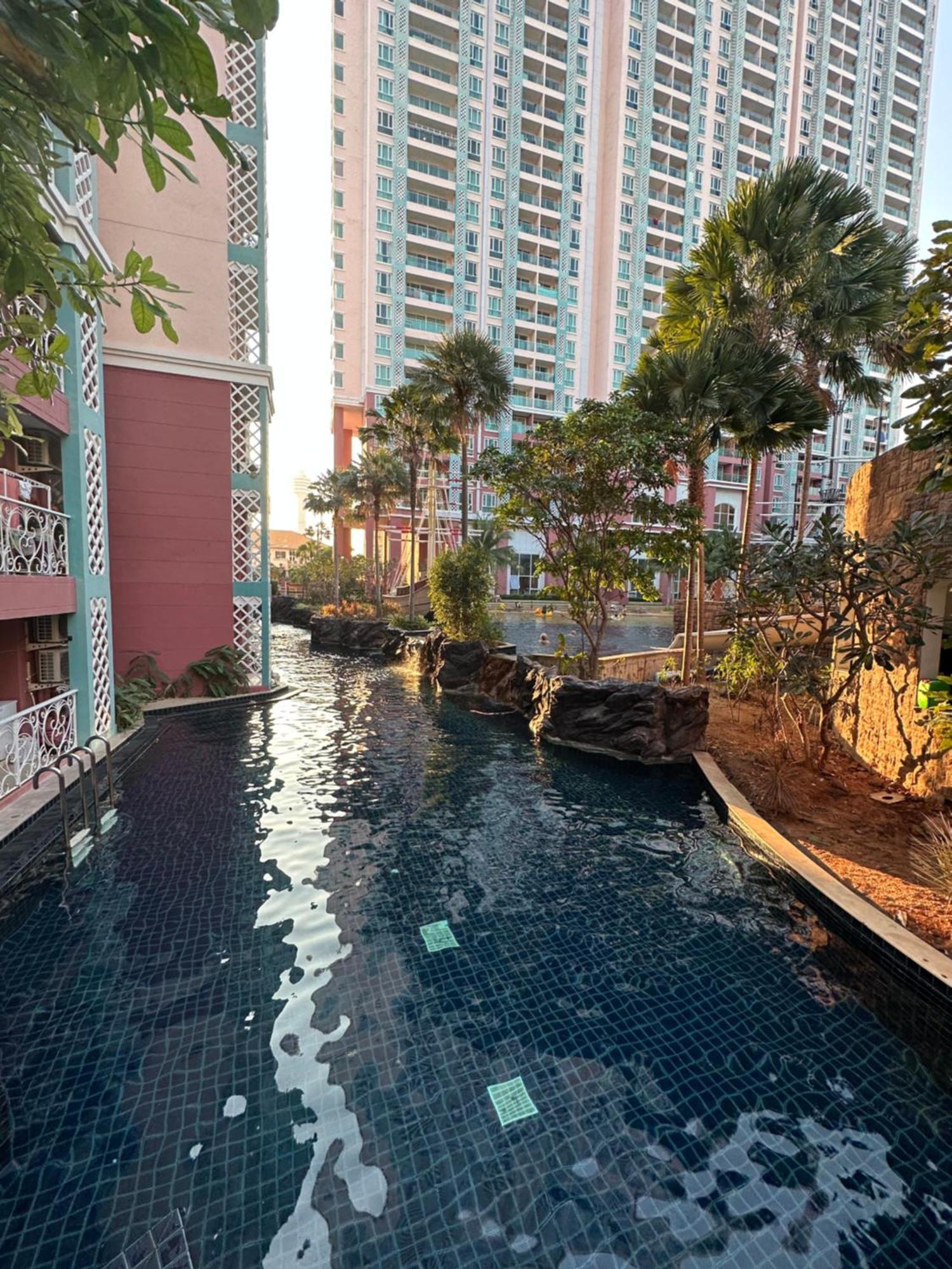 Grande Caribbean Resort Pattaja Kültér fotó